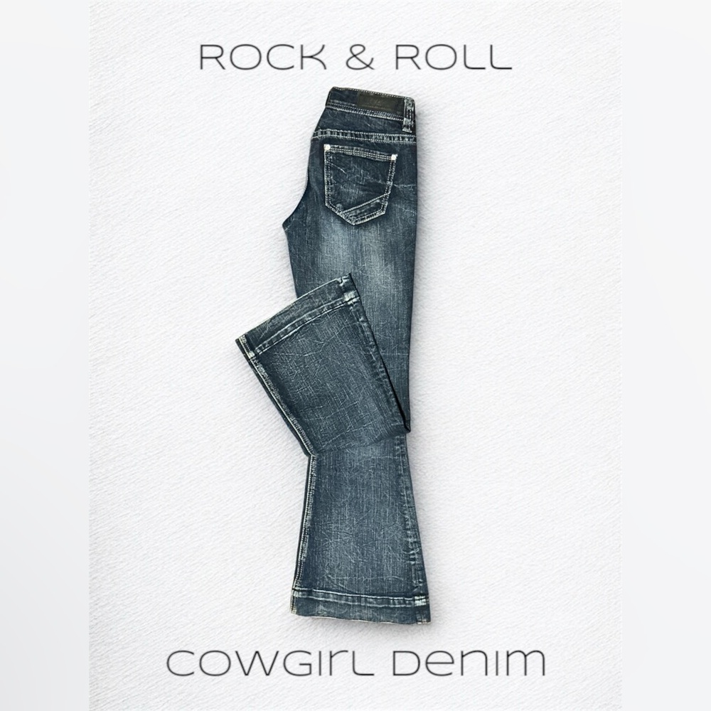 Rock & Roll Cowgirl Denim 27 X 32 Low Rise Stonewashed Flared Jeans